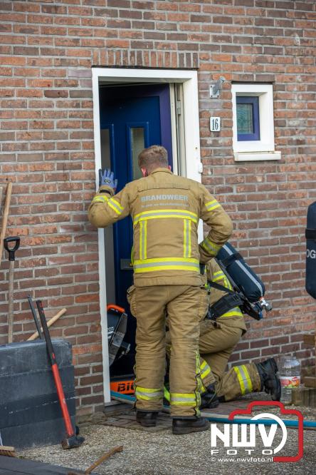 Brand in slaapkamer van woning aan de Passestraat snel geblust, oorzaak van de brand is onbekent. - &copy; NWVFoto.nl
